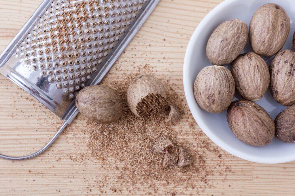 remove pigmentation with nutmeg