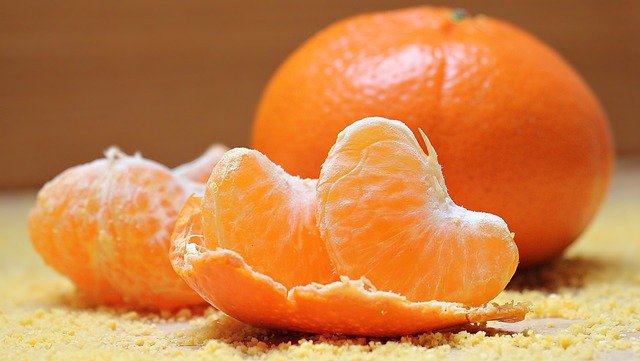 Remove pigmentation with orange peel